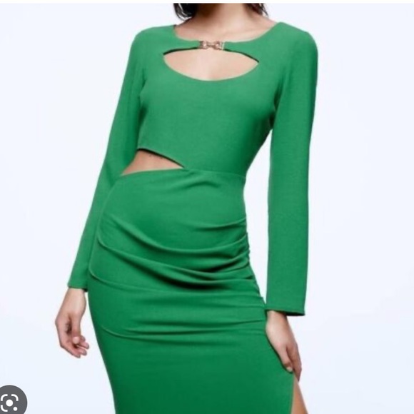 Emerald Green Cut Out Midi Dress - Picture 2 of 4